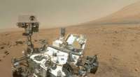 NASA的好奇号火星车在火星上发现紫色岩石
