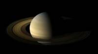 卡西尼号飞船的惊人照片: 土星、环和卫星的特写