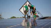 住宅太阳能创造者在不断增长的屋顶设施中寻求利润
